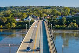 Bridge into Hermann Missouri