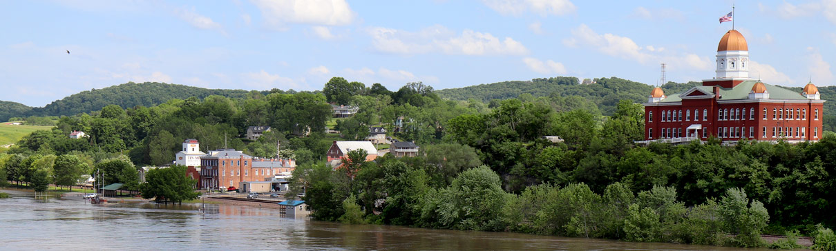 View of Hermannfrom the riverfront