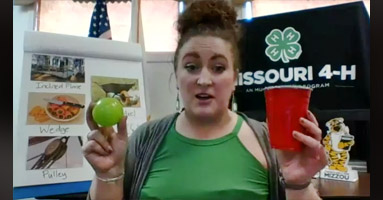 Chelsea Corkins in 4-H Live video