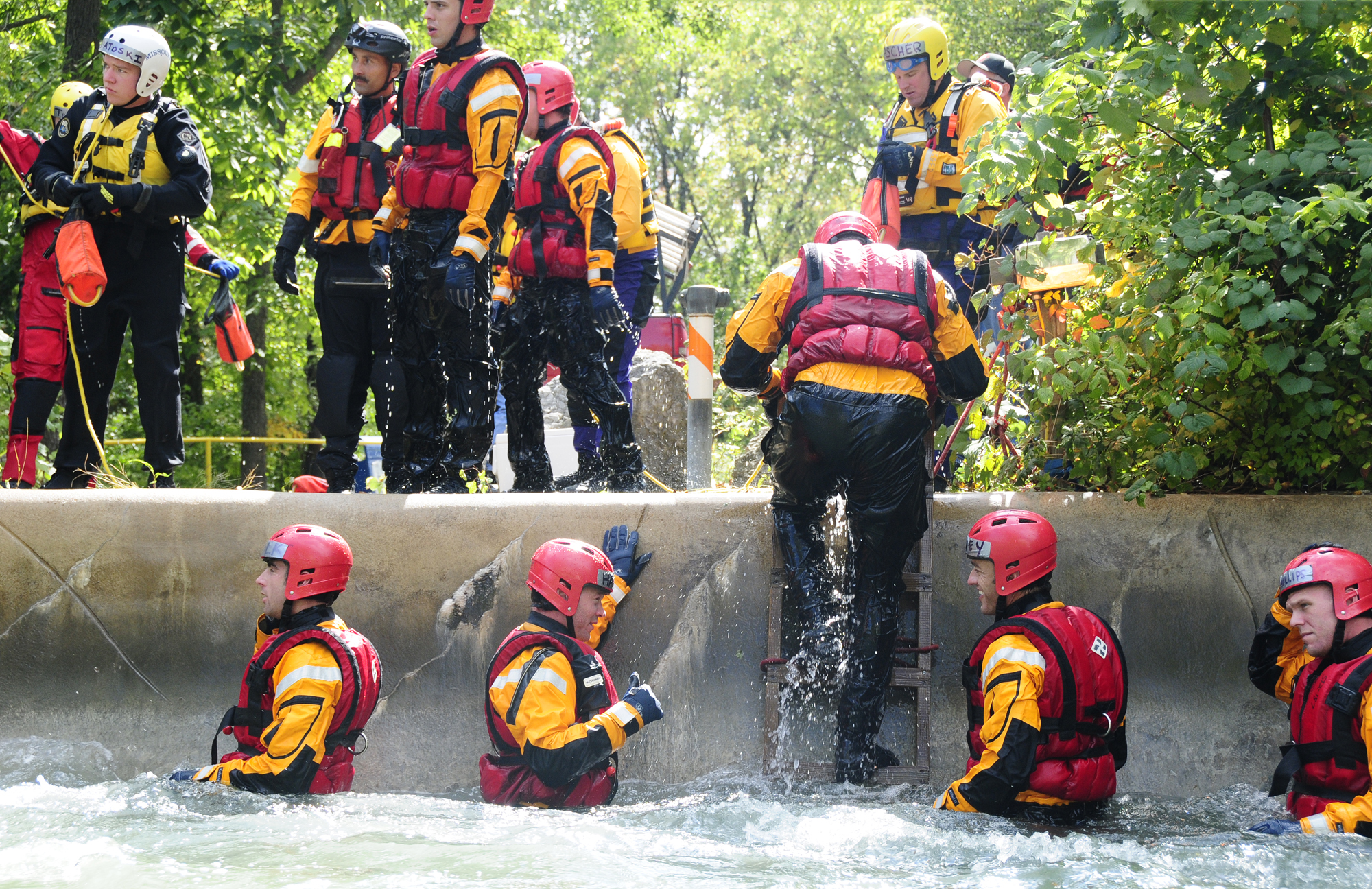 More than 20 participants used Thunder River at Six Flags St. Louis to learn techniques for rescuing victims of flooding. In 2010, the National Weather Service reported 103 deaths related to flooding.