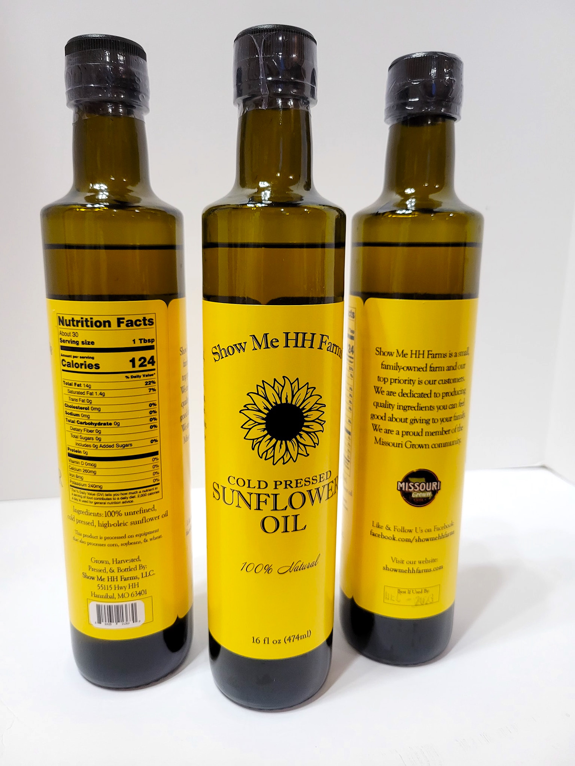Open Show Me HH Farms of Hannibal offers cold-pressed sunflower seed oil, a primary cooking oil in many parts of the world. Photo courtesy of Amberlyn Brown.