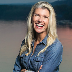 Lisa Cole