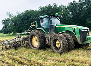 Application toolbar and tractor.