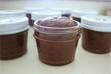 Chocolate cake in a canning jar.