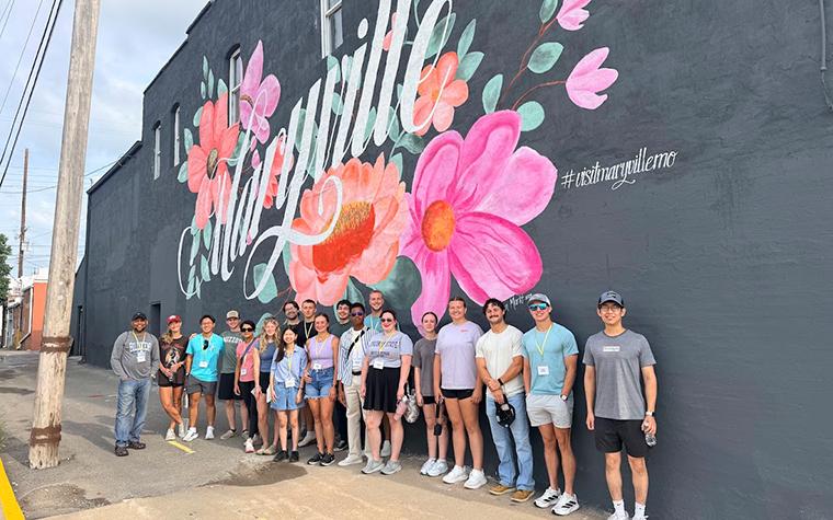 Group photo in Maryville