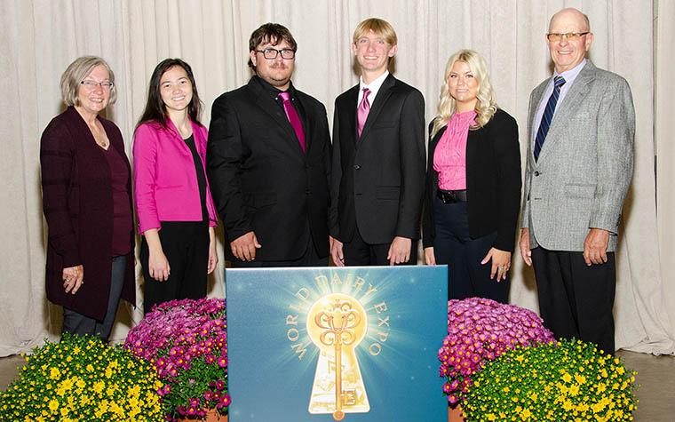 Missouri 4-H Dairy Judging Team at World Dairy Expo
