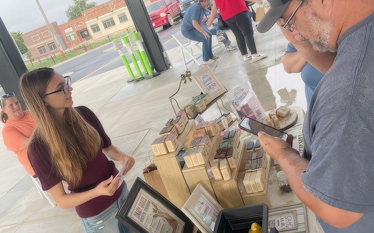 4-H youth selling wares