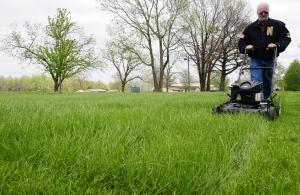 Brad Fresenburg, an MU Extension state turfgrass specialist, says remembering a few mowing tips can improve the health of your yard. Roger Meissen/MU Cooperative Media Group