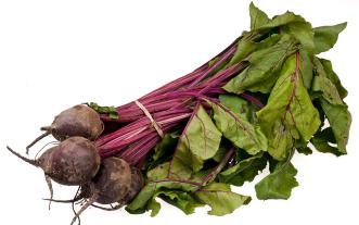 Beets are nutritious and easy to grow.Photo by Evan Amos [CC BY-SA 2.0] via Wikimedia Commons