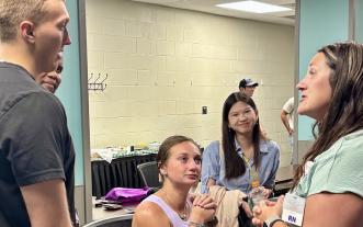 Students meet with RN
