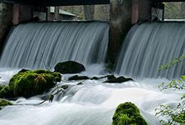 Maramec Spring waterfall