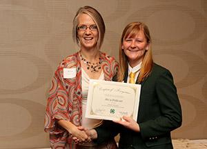 4-H volunteer receiving Frank Graham 4-H Volunteer Leadership Award