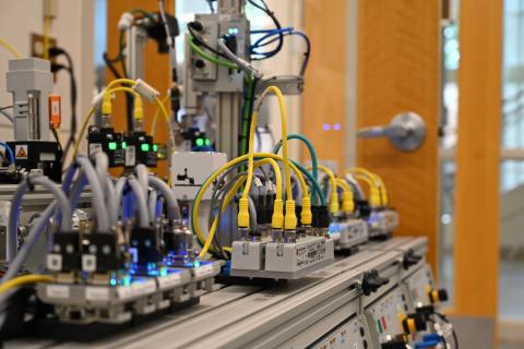 Smart Manufacturing: Sensors and Data Acquisition 