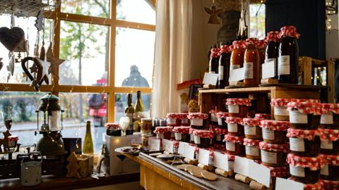 store selling handmade holiday items.