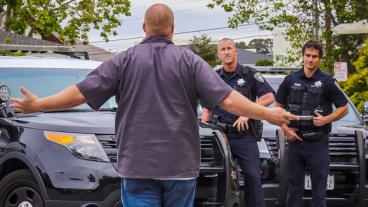De-escalation and Use of Force Decision Making in Modern Law Enforcement
