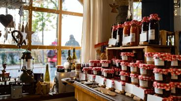 store selling handmade holiday items.