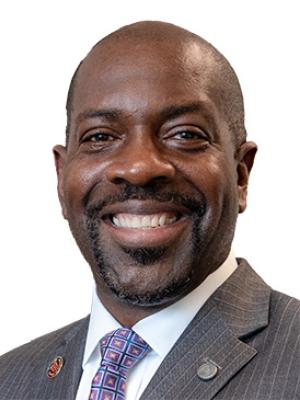 Anthony Ross, LEGGETT & PLATT PROFESSOR, ASSOC DEAN OF RESEARCH, AND DEPARTMENT CHAIR OF MANAGEMENT