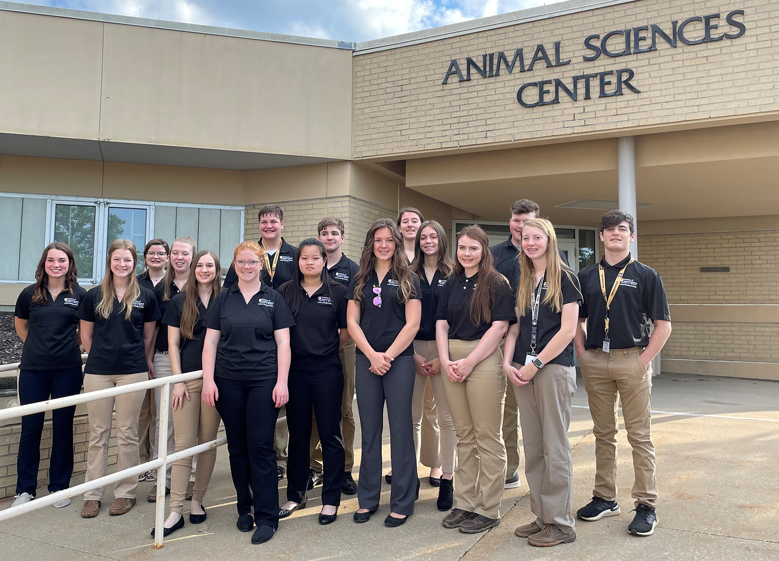 MU Animal Sciences 2021 Leadership Academy class, from left: Brooke Anderson, Ionia; Avery Neidholdt, Keytesville; Libby Kleinsorge, Middletown; Kristen Rieke, Linn; Ella Shelton, Harrisonville; Emma Bruns, Bosworth; Trey Hoffman, Archie; Laine Schmalzrie