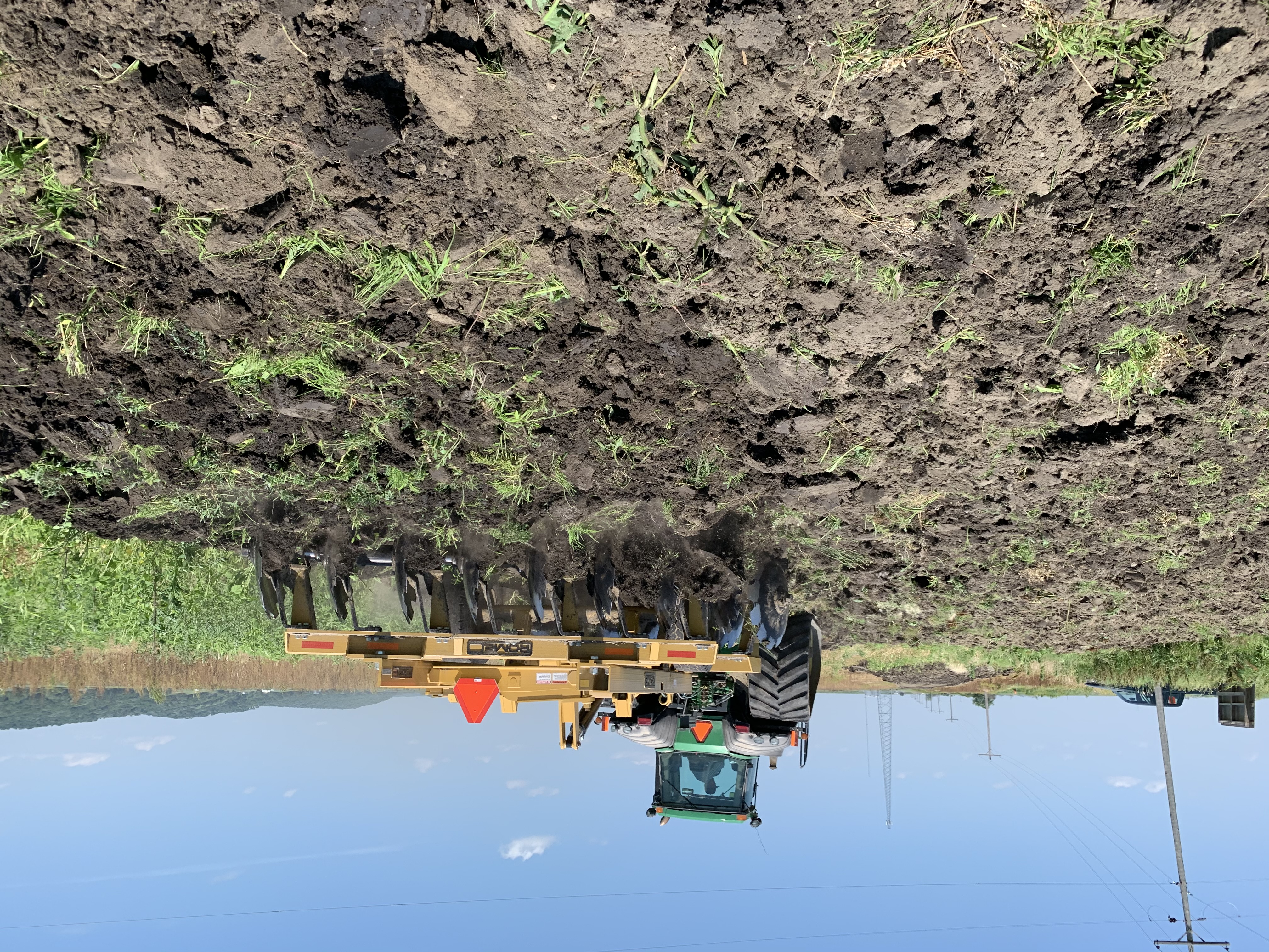 The MU Graves-Chapple Research Center team repairing damage from spring 2019 floods. Photo courtesy of Jim Crawford.