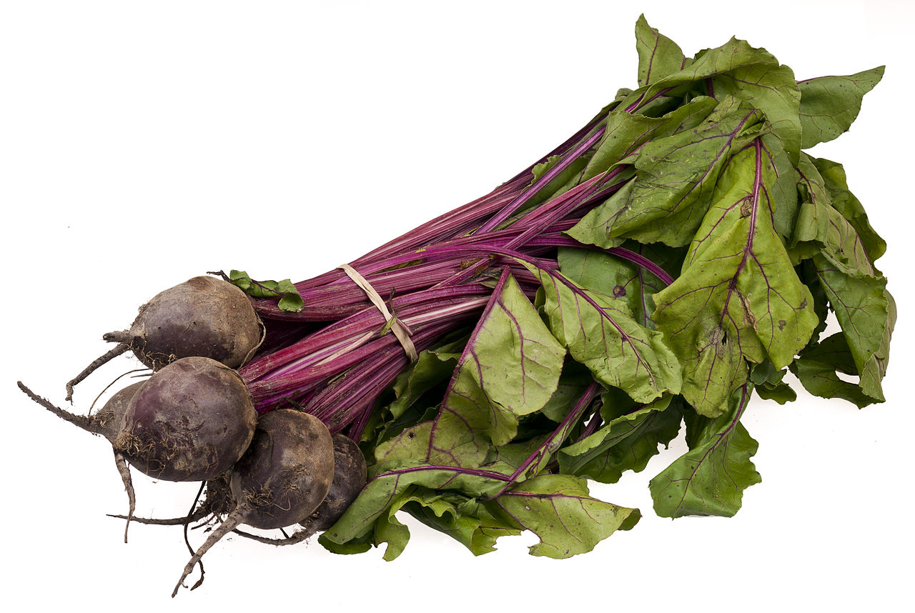 Beets are nutritious and easy to grow.Photo by Evan Amos [CC BY-SA 2.0] via Wikimedia Commons