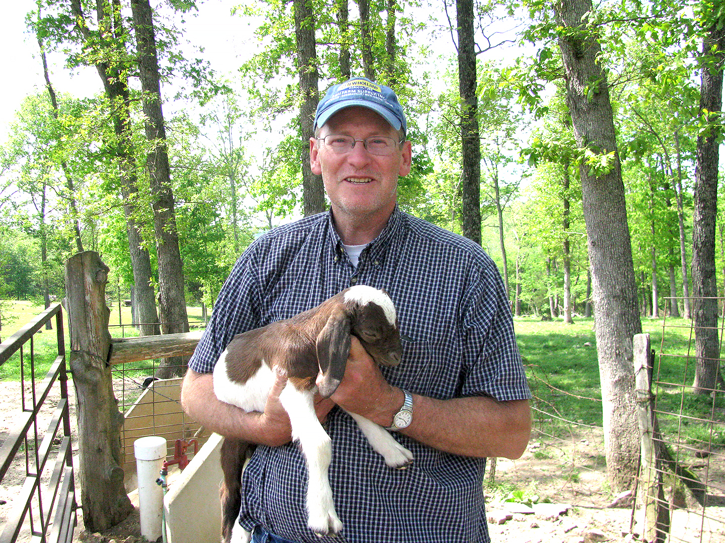 Eric Meusch of Meusch Farms returned to his hometown area of Rolla to sell produce, eggs and meat. Photo by Linda Geist